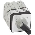 Legrand Переключатель на 2 направления без положения ''0'' PR 21 3П 6 контактов крепление на дверце