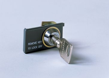 ABB Emax Блокировка положения выключателя в фикс. части Emax E1/6 с ключем N20005 или навесной замок D=4mm