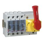 Legrand Выключатель-разъединитель Vistop 63 A 4П рукоятка спереди красная рукоятка / желтая панель Legrand Выключатель-разъединитель Vistop 63 A 4П рукоятка спереди красная рукоятка / желтая панель