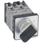 Legrand Переключатель на 2 направления без положения ''0'' PR 12 4П 8 контактов крепление на дверце