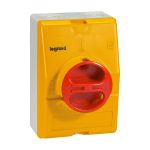 Legrand Выключатель дистанцион. 3П + НО+НЗ 20А в боксе IP65 Legrand Выключатель дистанцион. 3П + НО+НЗ 20А в боксе IP65