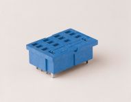 Finder Розетка для монтажа на плате для реле 56.34; в комплекте металлическая клипса 094.51 Finder Розетка для монтажа на плате для реле 56.34; в комплекте металлическая клипса 094.51