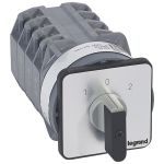 Legrand Переключатель на 2 направления с положением ''0'', 45° PR 40 4П 8 контактов крепление на дверце