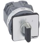 Legrand Переключатель на 2 направления с положением ''0'', 45° PR 40 2П 4 контакта крепление на дверце