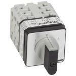 Legrand Переключатель на 2 направления с положением ''0'', 45° PR 17 3П 6 контактов крепление на дверце